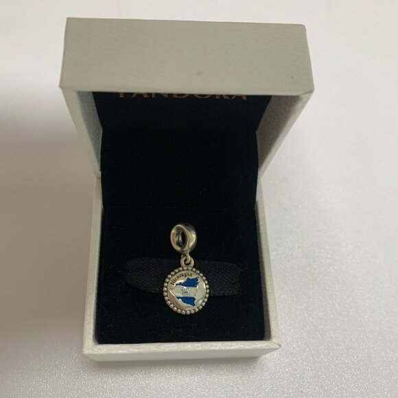 Pandora Nicaragua Flag Exclusive Charm Pendant - Picture 3 of 4